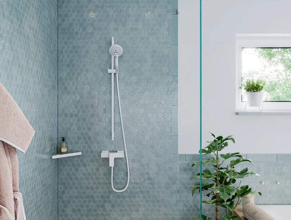 Душевая штанга Hansgrohe Unica 28631700 90 см, матовая белая Sancos — официальный сайт