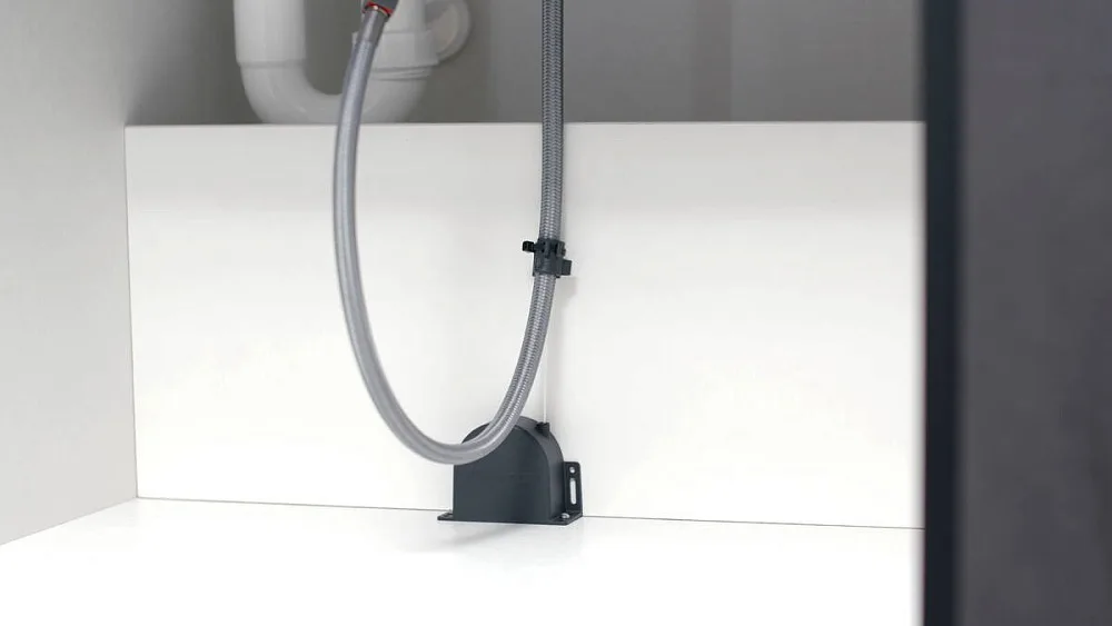 Смеситель для кухни Hansgrohe Zesis M33 74803000 механизм sBox lite, хром Sancos — официальный сайт