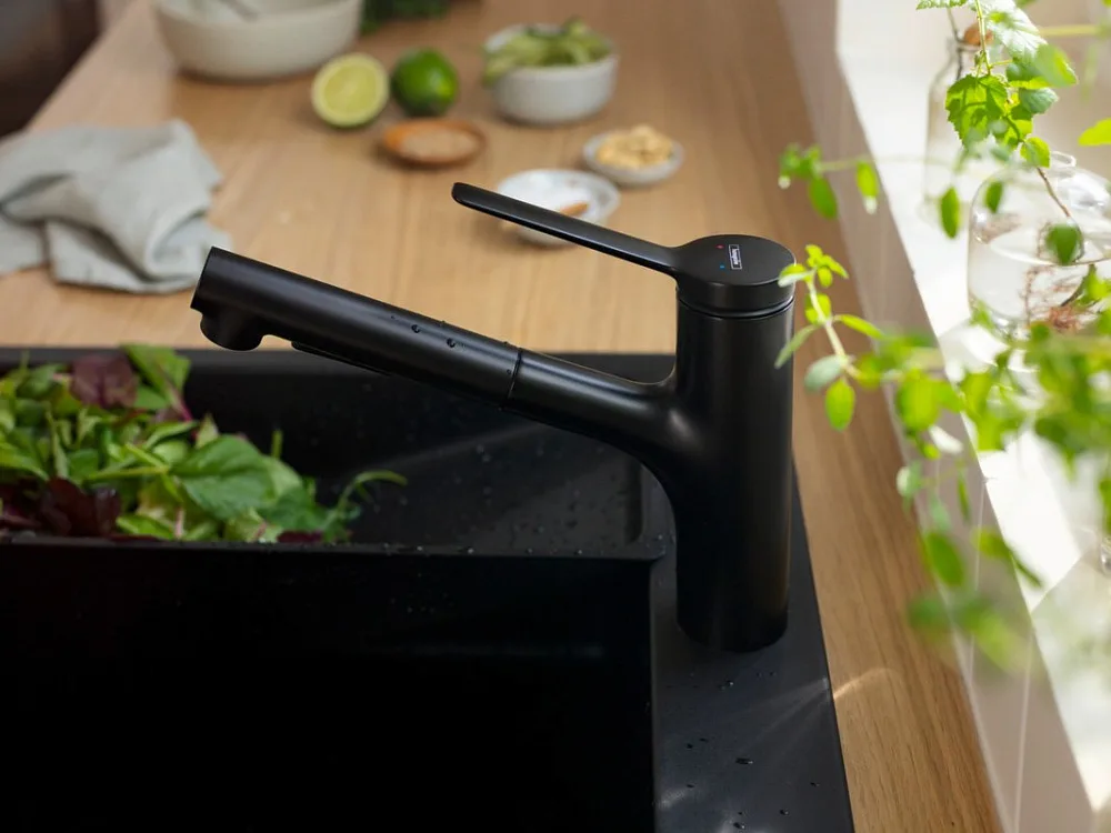 Смеситель для кухни Hansgrohe Zesis M33 74800670 черный матовый Sancos — официальный сайт