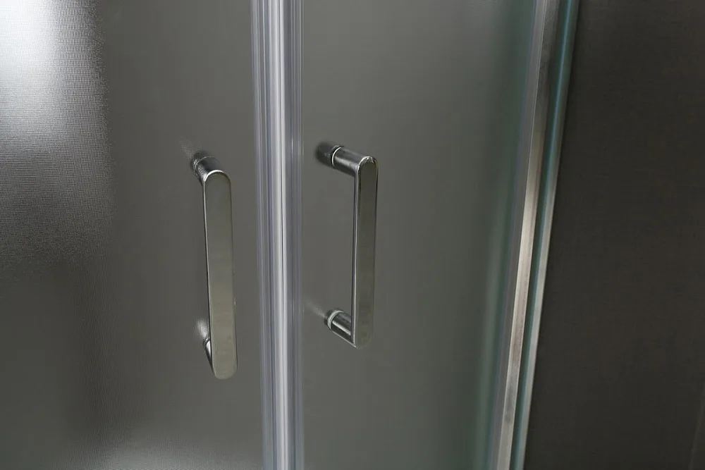 Душевой уголок BelBagno Uno -195 R 2 80 P Cr стекло текстурное Sancos — официальный сайт