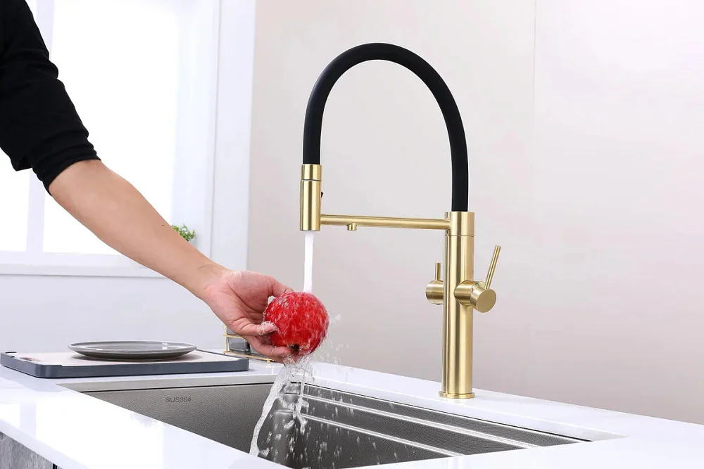 Смеситель для кухни Paulmark Nexus Ne213999-LG с гибким изливом, светлое золото Sancos — официальный сайт