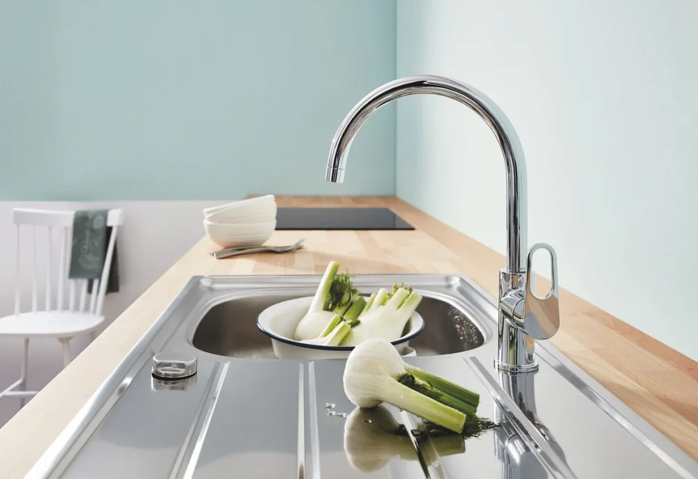 Смеситель для кухни Grohe 31230001 хром Sancos — официальный сайт