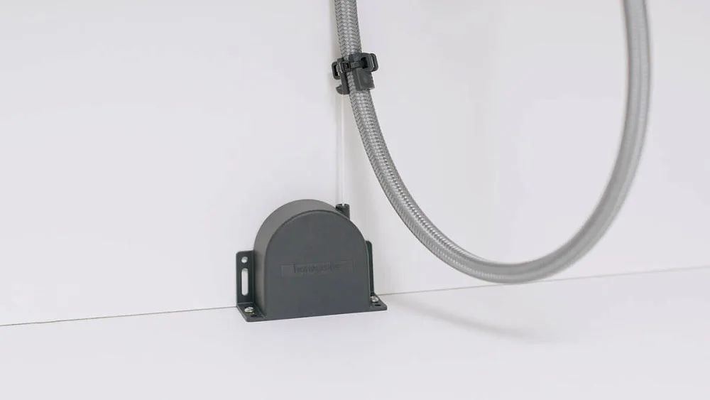 Смеситель для кухни Hansgrohe Zesis M33 74803000 механизм sBox lite, хром Sancos — официальный сайт