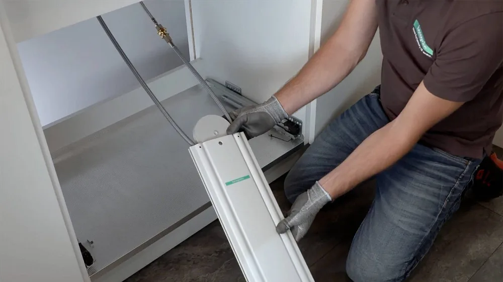 Смеситель для кухни Hansgrohe Metris Select M71 73816000 хром Sancos — официальный сайт