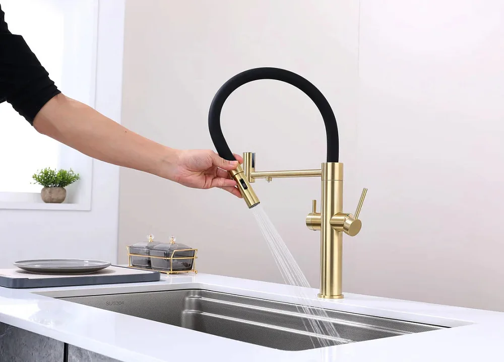 Смеситель для кухни Paulmark Nexus Ne213999-LG с гибким изливом, светлое золото Sancos — официальный сайт