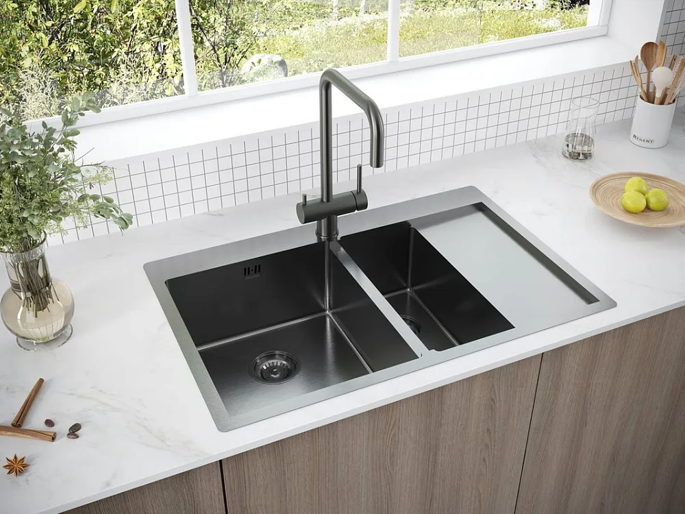 Смеситель для кухни Paulmark Wetter We213030-GM вороненая сталь Sancos — официальный сайт