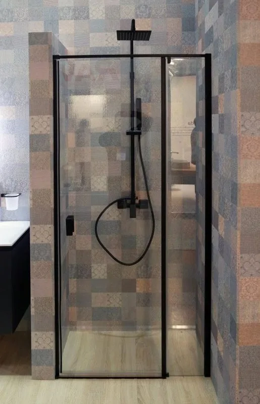 Душевая дверь в нишу Cezares Urban B 12 110 C Nero профиль черный, стекло прозрачное Sancos — официальный сайт