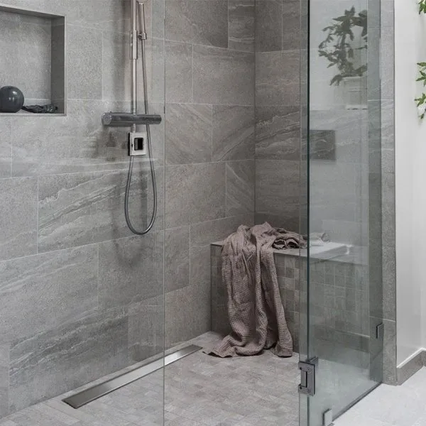 Душевой трап (лоток) Pestan Confluo Frameless Line 850, матовый хром Sancos — официальный сайт