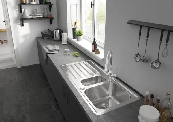 Смеситель для кухни Hansgrohe Focus M42 Focus M42 71801000 хром