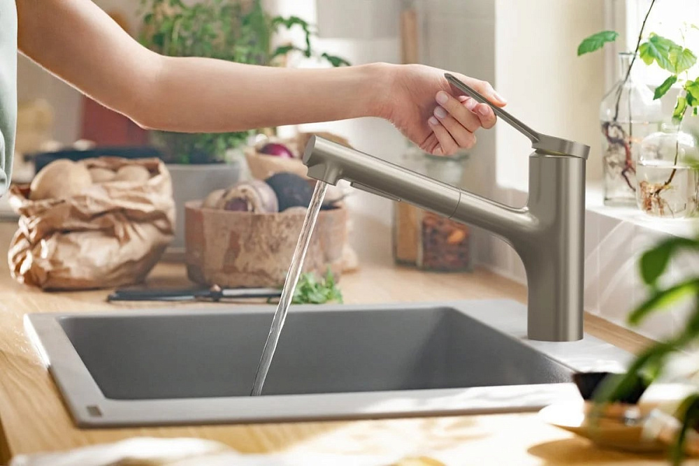 Смеситель для кухни Hansgrohe Zesis M33 74800800 сталь