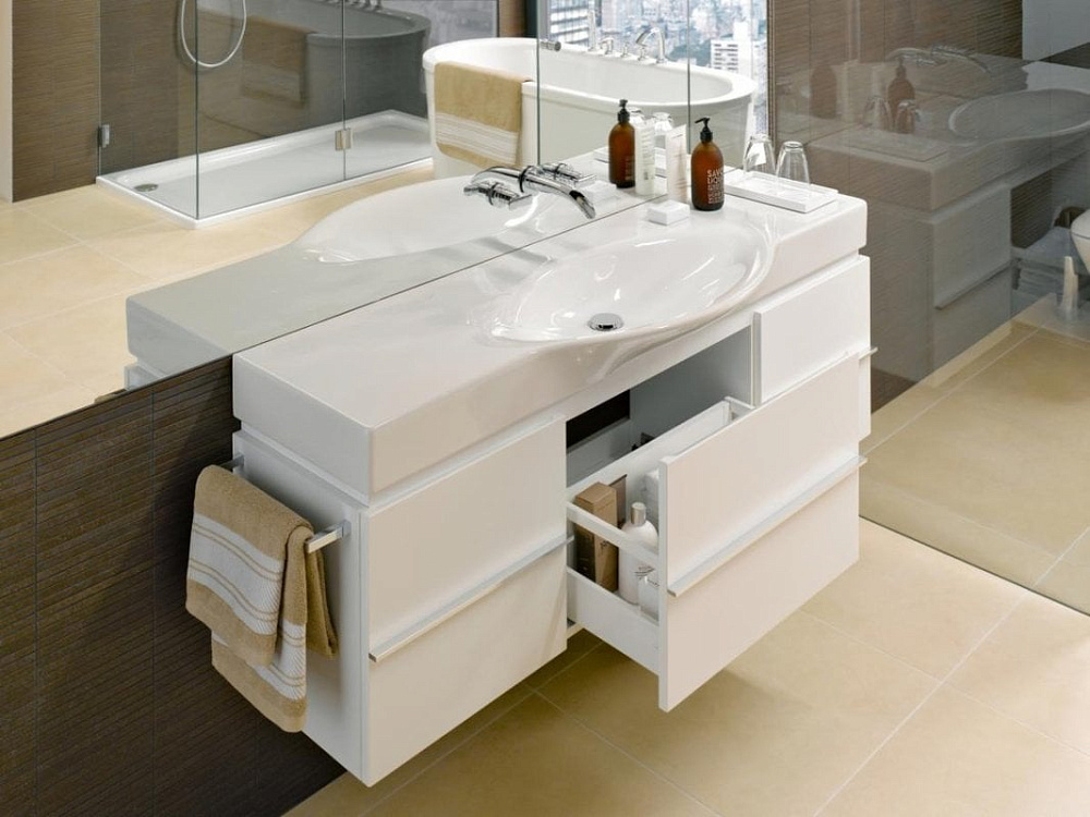 Мебельная раковина Laufen Palace 8.1170.4.000.104.1