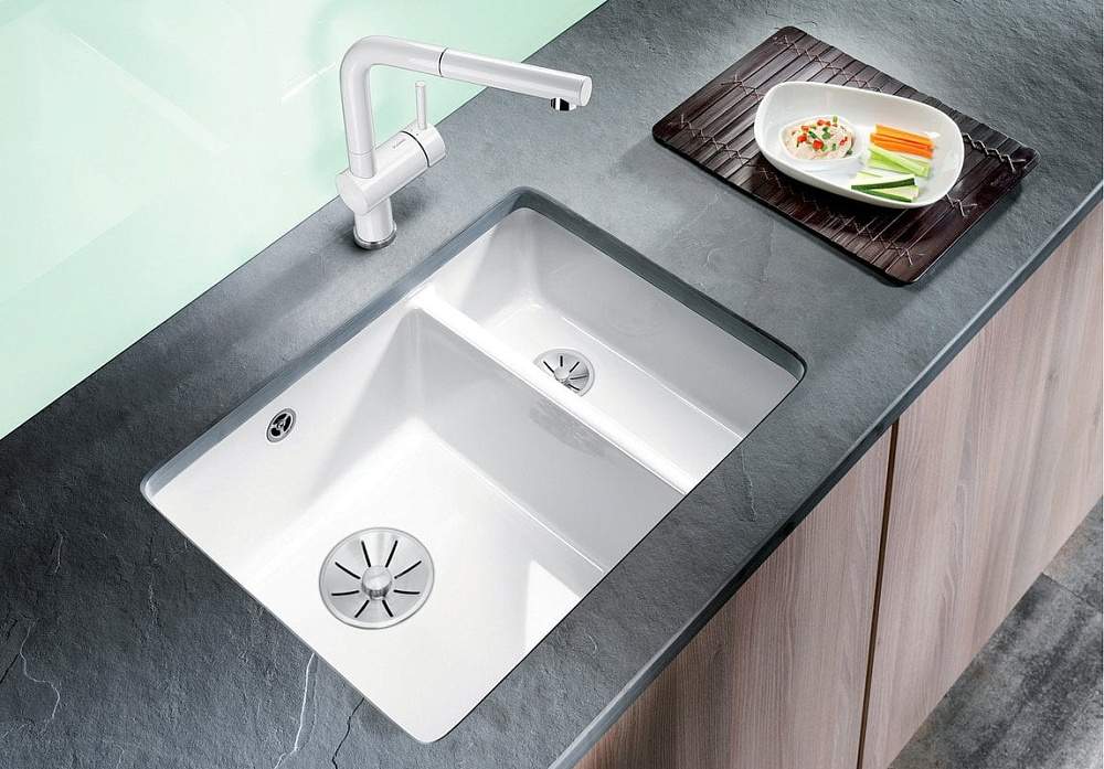 Мойка кухонная Blanco Subline 350/150-U глянцевая белая, с отводной арматурой InFino