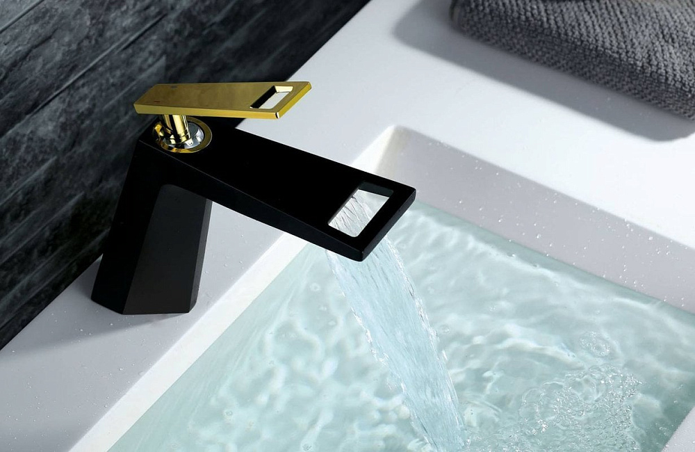 Смеситель для раковины Bronze de Luxe Quadro A919B