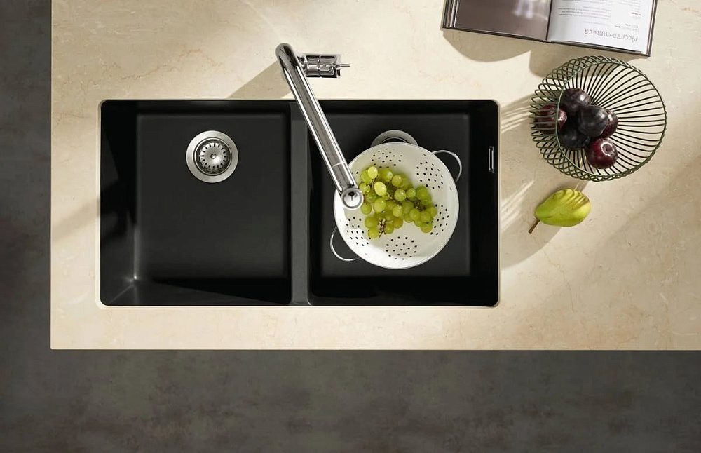 Смеситель для кухни Hansgrohe Metris M71 73800000 хром