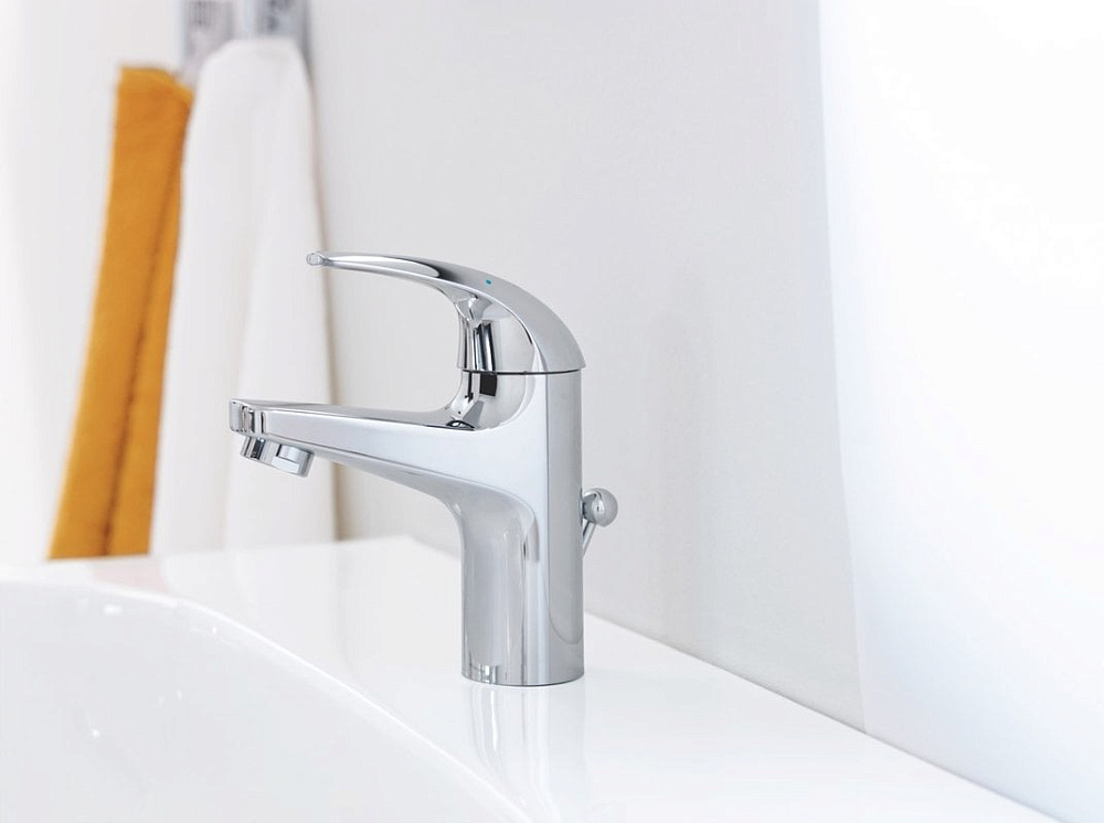 Смеситель для раковины Grohe BauCurve 32805000
