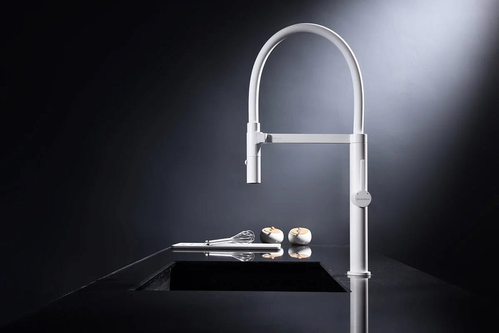 Смеситель для кухни Paulmark Leader Le214101-WH, белый матовый, с гибким изливом