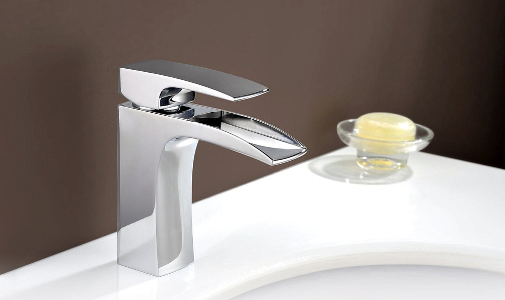 Смеситель для раковины AltroBagno Cascata 0110 Cr хром