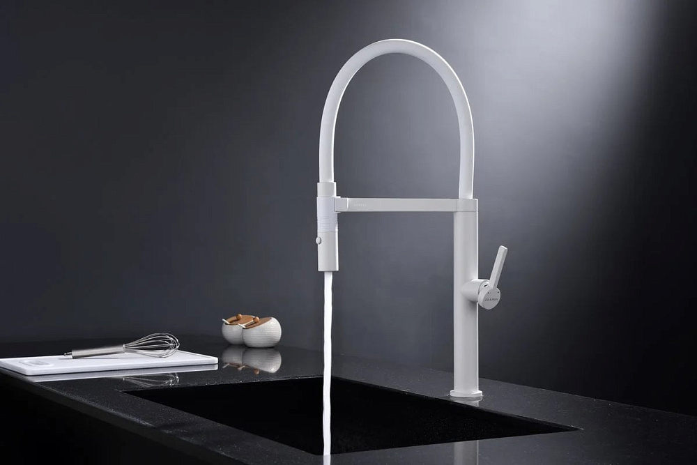Смеситель для кухни Paulmark Leader Le214101-WH, белый матовый, с гибким изливом