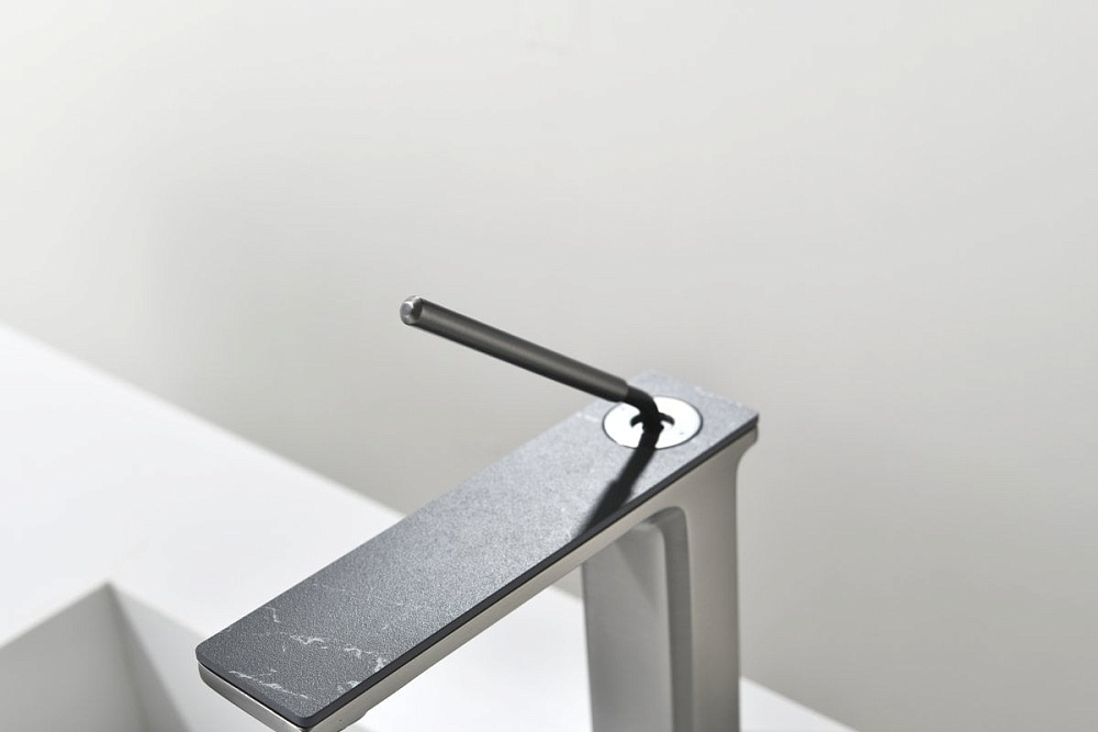 Смеситель для раковины Black&White Gravity 7105GM gun metal