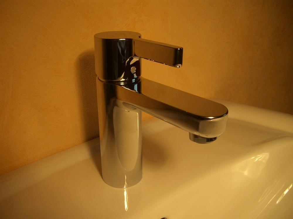 Смеситель для раковины Hansgrohe Metris S 31060000