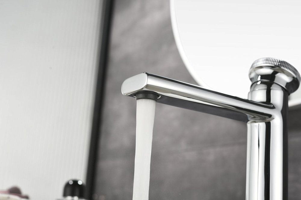 Смеситель для раковины Black&White Gravity 7107C chrome