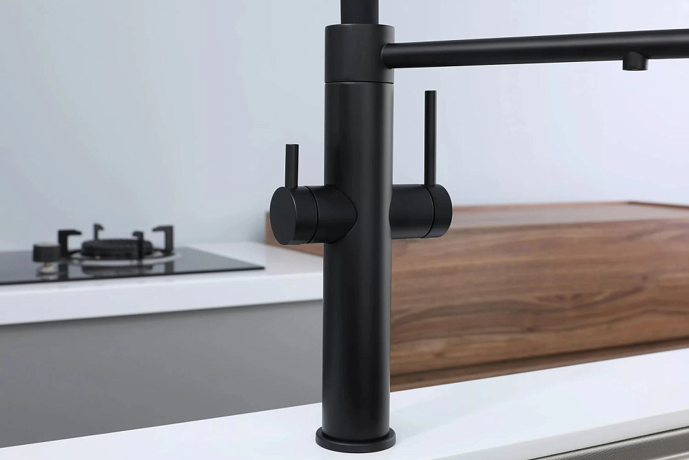 Смеситель для кухни Paulmark Nexus Ne213999-AN с гибким изливом, антрацит