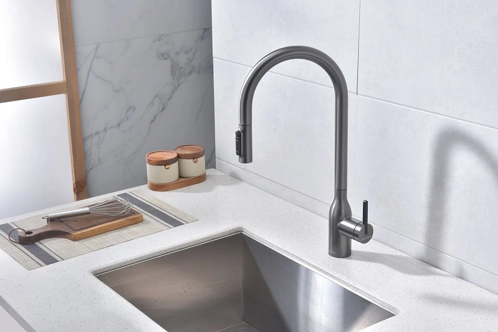 Смеситель для кухни Paulmark Universal Un213880-GM вороненая сталь