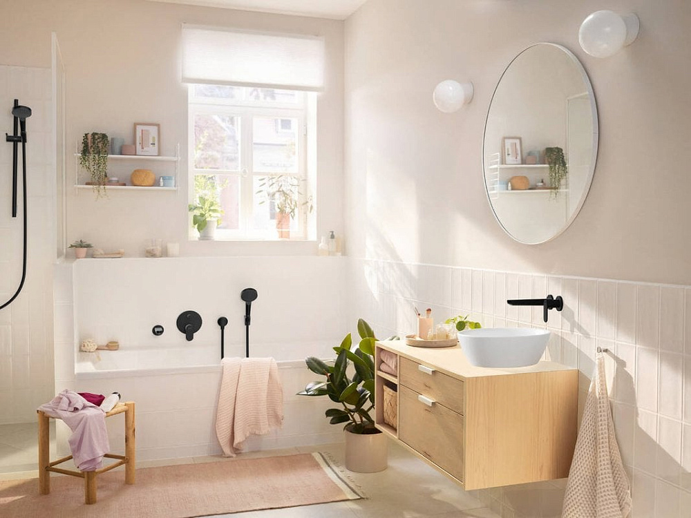Встраиваемый смеситель Hansgrohe Rebris S 72466670 черный матовый