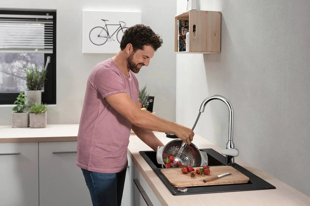 Смеситель для кухни Hansgrohe Focus M42 71821000 хром