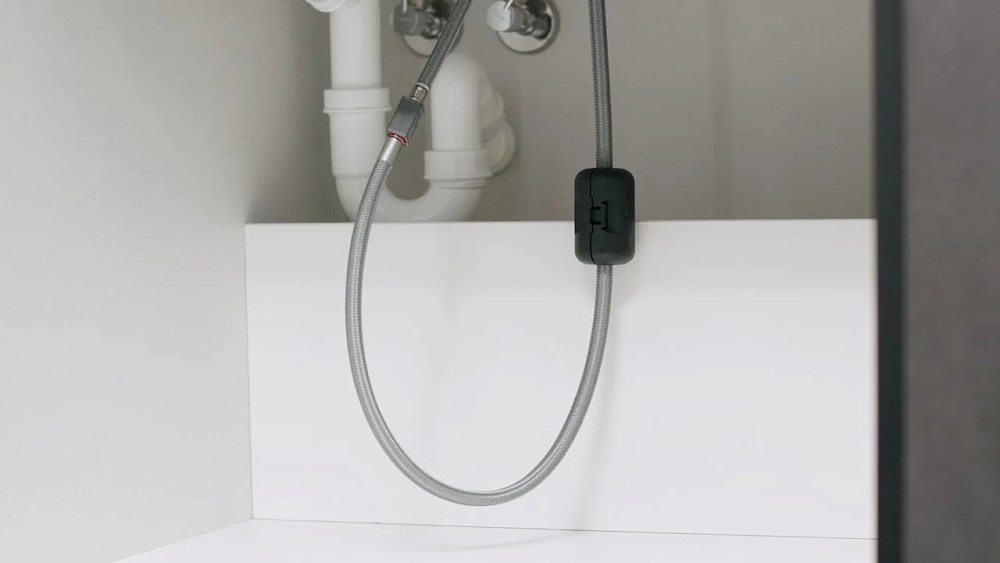 Смеситель для кухни Hansgrohe Zesis M33 74800800 сталь