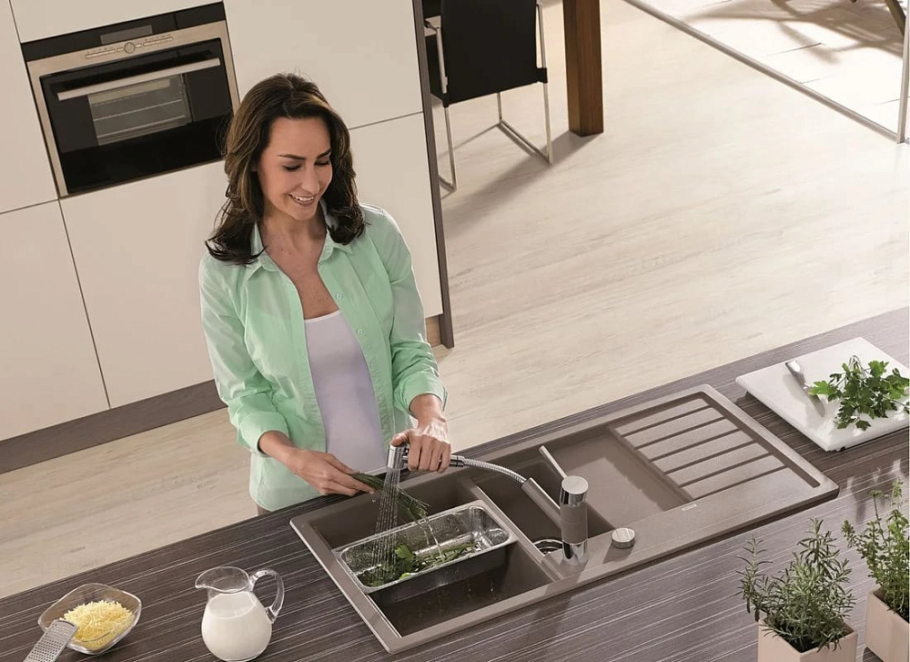 Смеситель для кухни Blanco Tivo-S Silgranit 517619