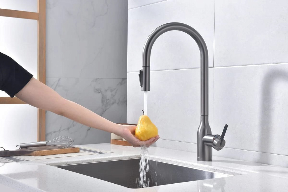 Смеситель для кухни Paulmark Universal Un213880-GM вороненая сталь