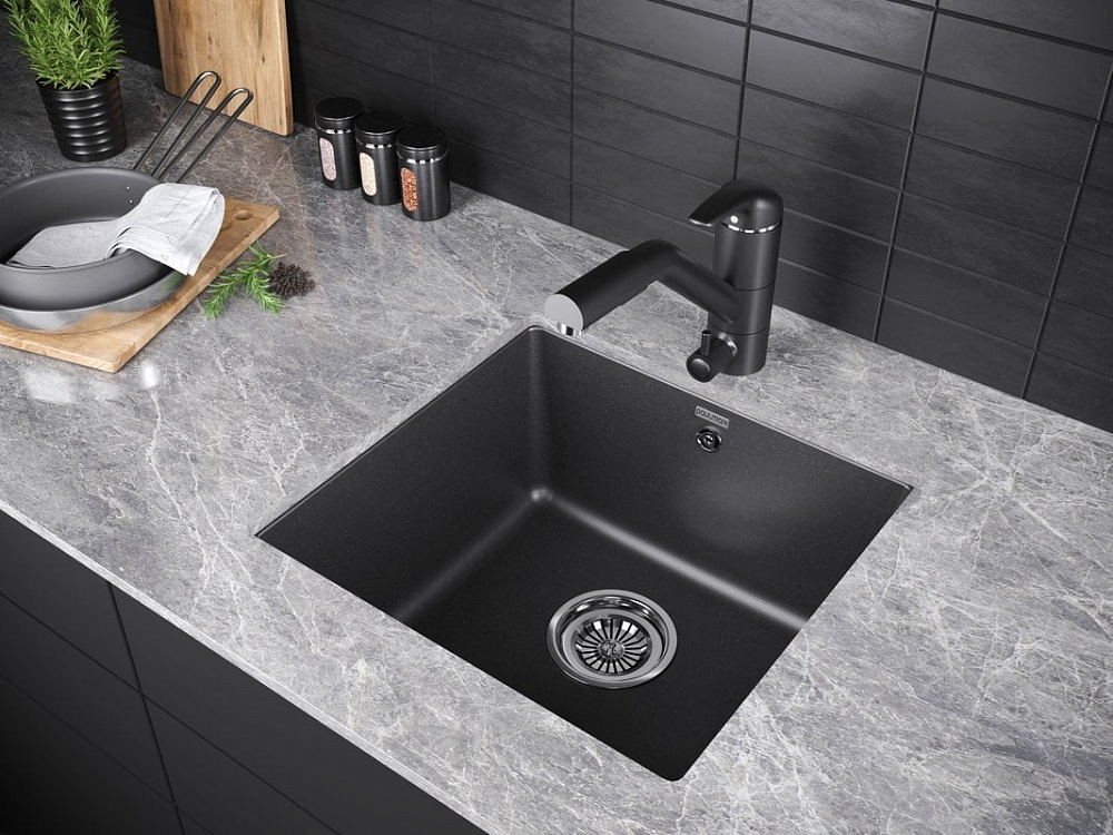 Мойка кухонная Paulmark Brilon PM104546-BL черный