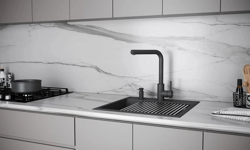 Смеситель для кухни Paulmark Twin Tw213622-BLM матовый черный