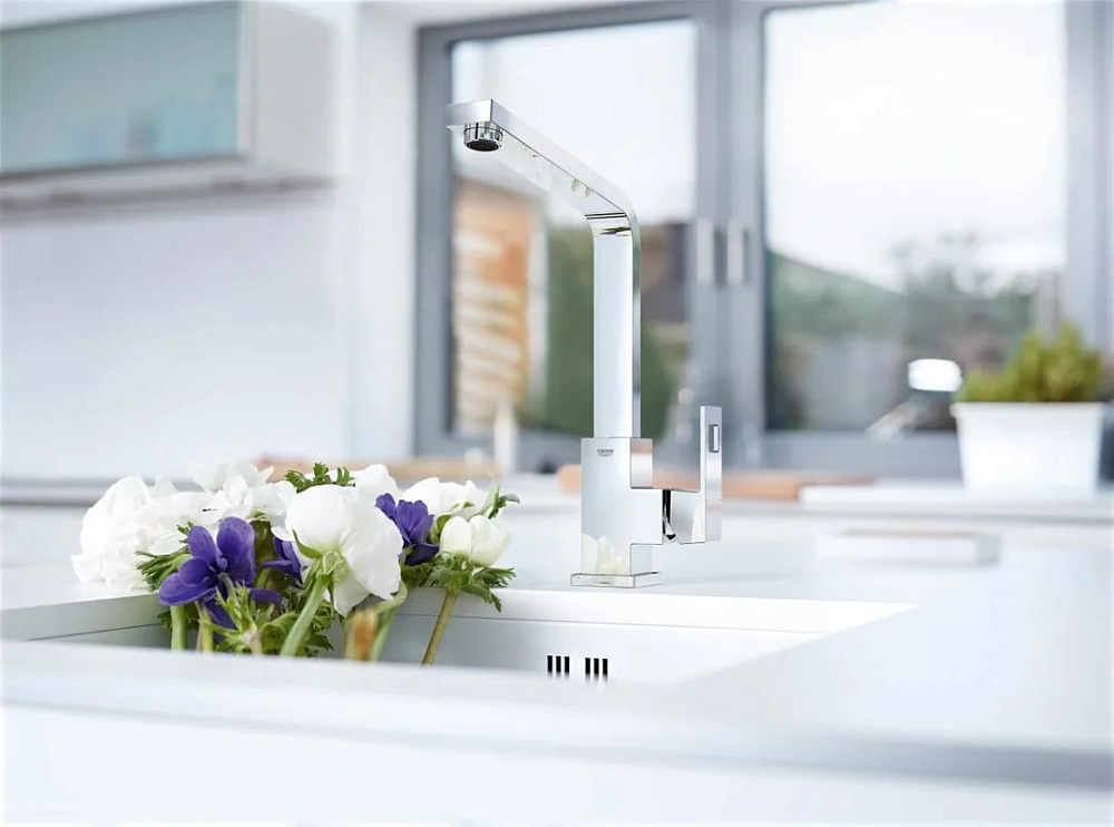 Смеситель для кухни Grohe Eurocube 31255000