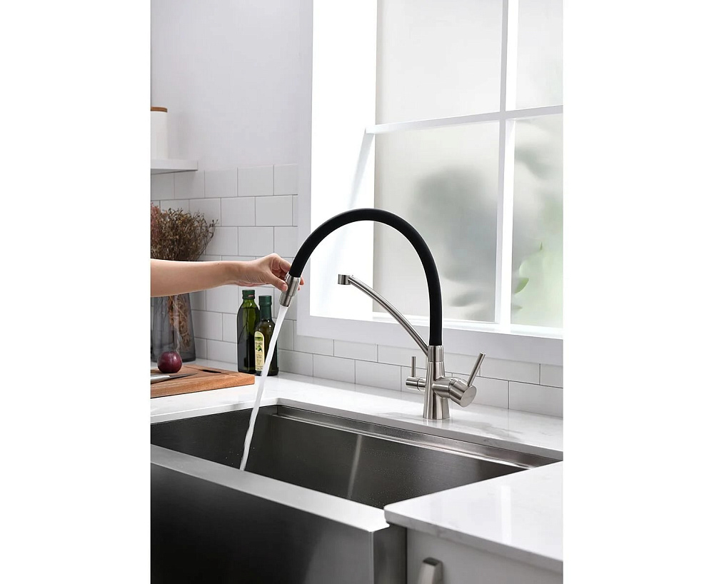 Смеситель для кухни Paulmark Siegen Si213111-BS, с гибким изливом, брашированная сталь
