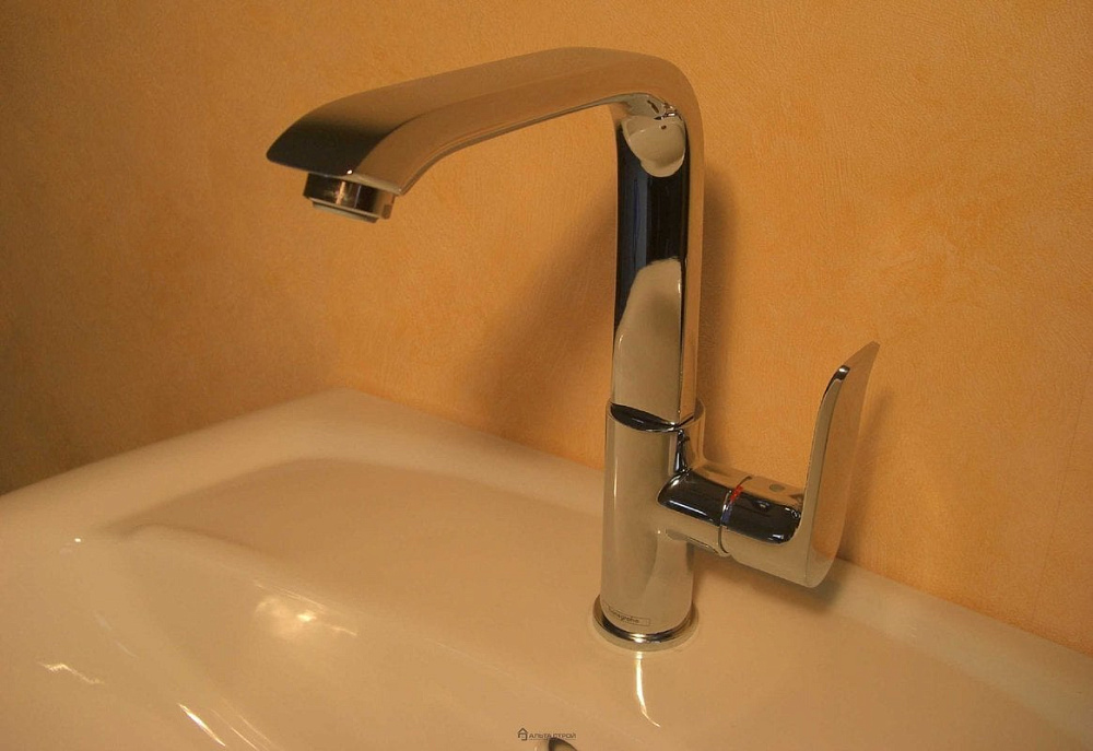 Смеситель для раковины Hansgrohe Metris 31187000